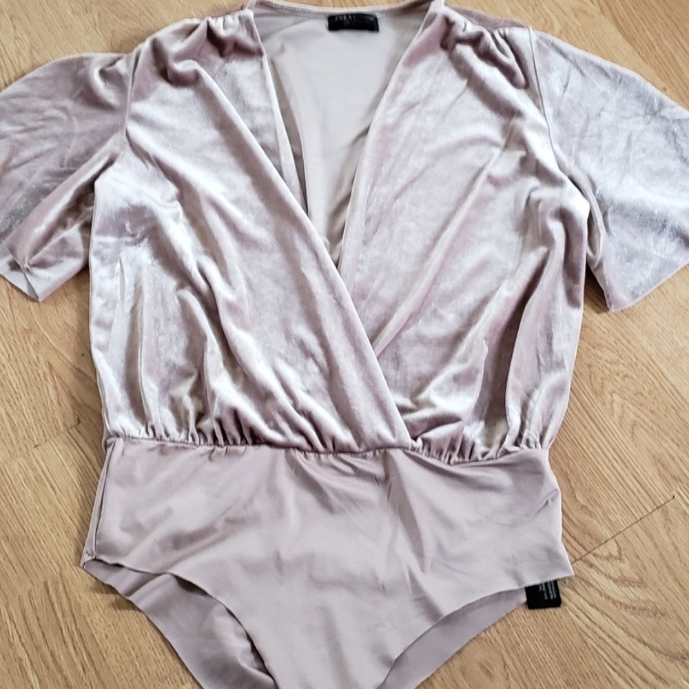 💥SALE💥Blush Velvet Zara Bodysuit